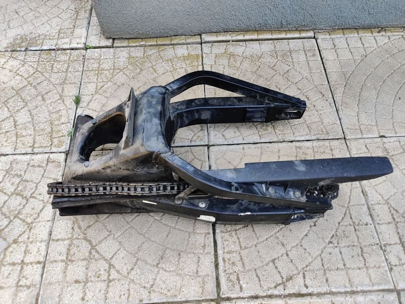 Bascula spate Suzuki Hayabusa gen 2