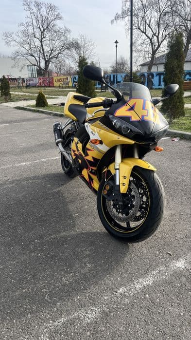 Yamaha R6 2005 Limited Edition Rossi Edition nr 1820