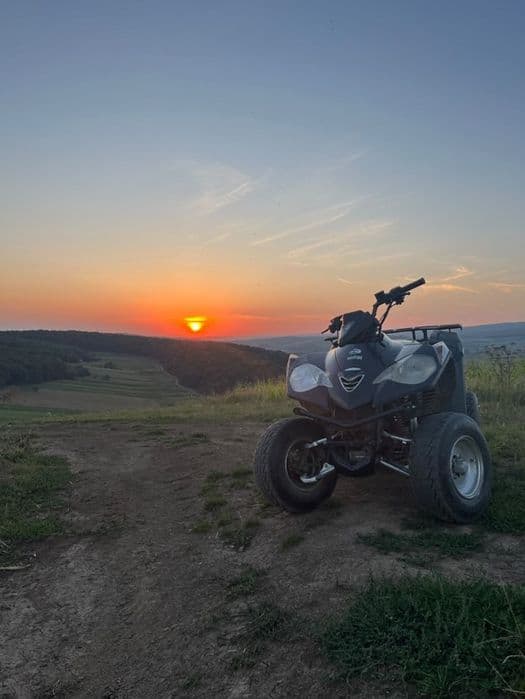 Vand atv e ton vector cu acte sau fac schimb