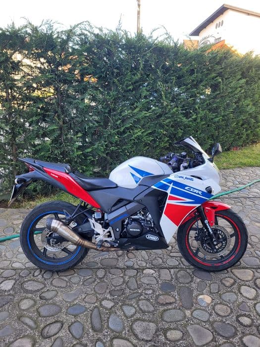 Honda cbr 125r 2013