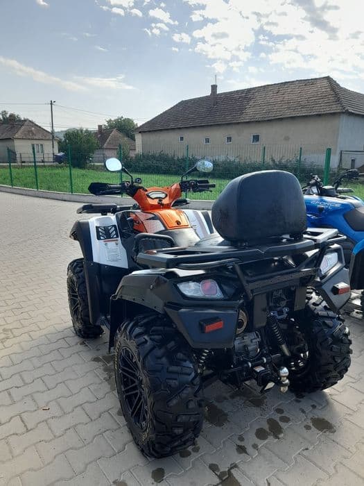 Vând ATV Kymco MXU 700 Efi