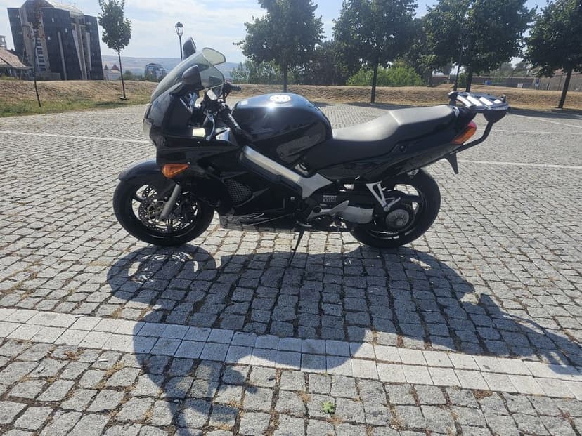 Honda VFR 800 Fi/cbs RATE FIXE