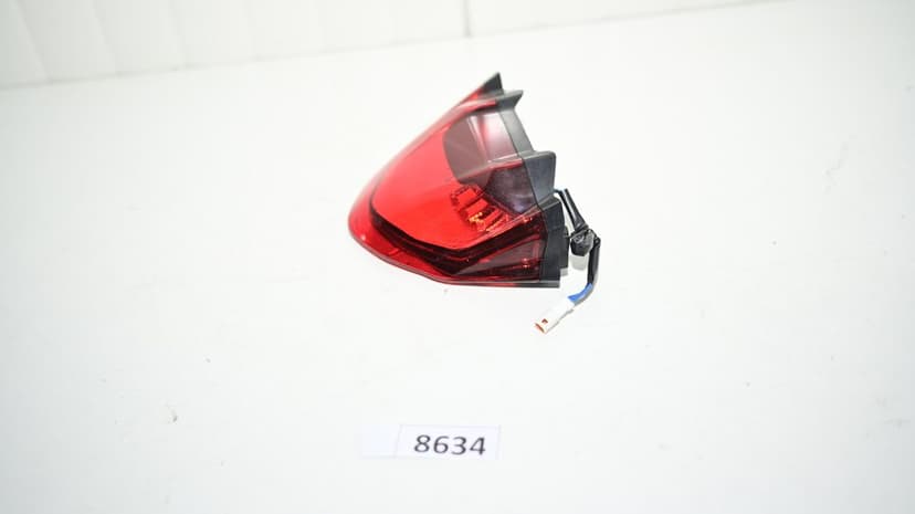 Ducati Monster 937 Lampa Stop Frana