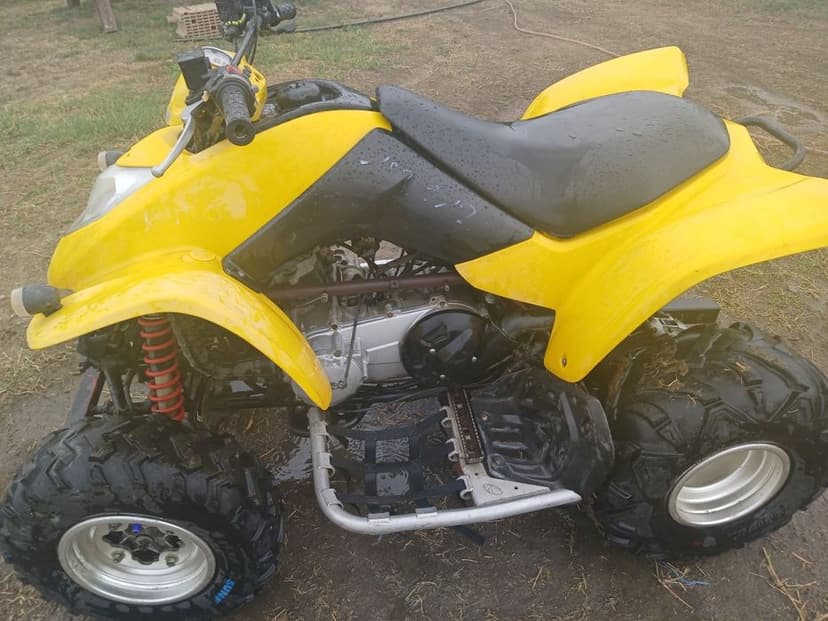 Vând atv kymco 300cc
