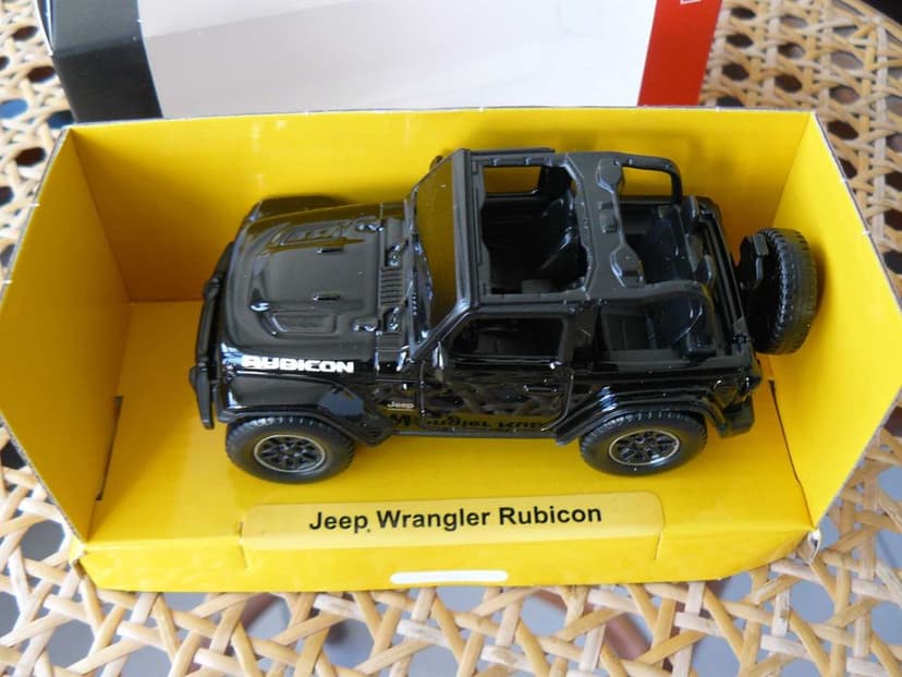 Macheta Auto De Colectie JEEP WRANGLER RUBICON Scara 1:43,Noua RASTAR