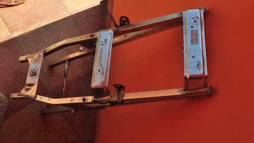 Far sei cadru bord Honda CBR919RR