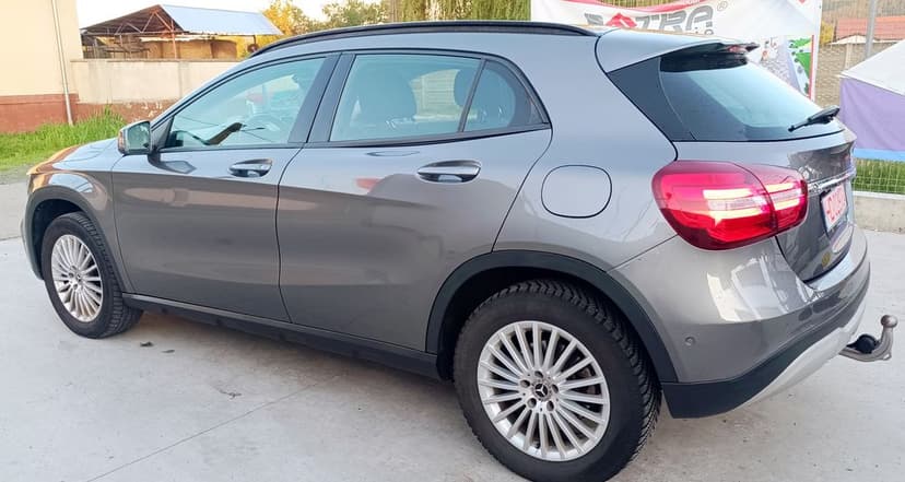 Mercedes GLA 180 1.5 diesel înmatriculat Ro