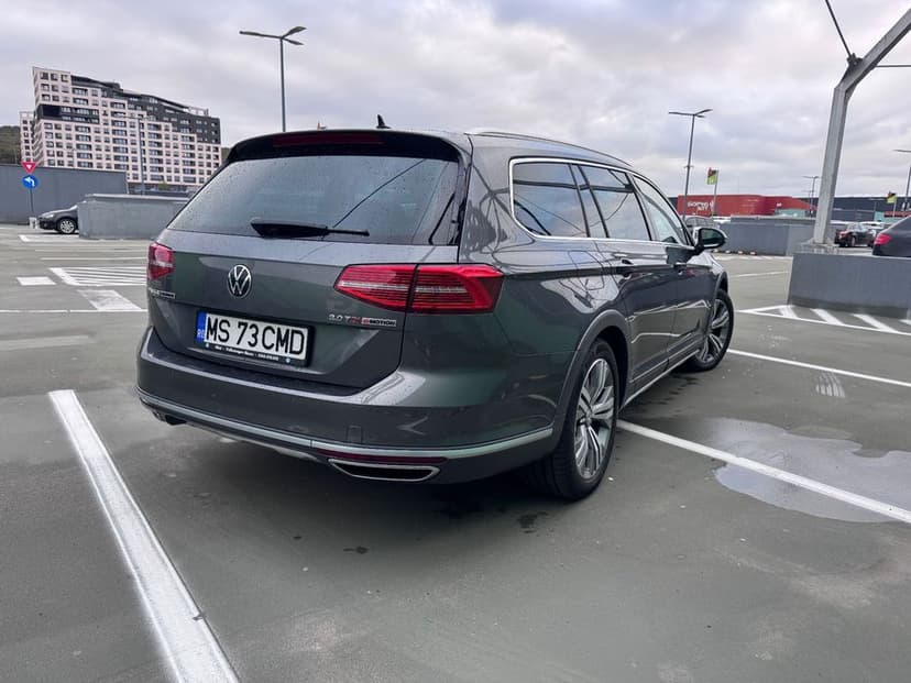 Volkswagen Passat B8 Alltrack - 190cp diesel - Webasto Volan Incalzit