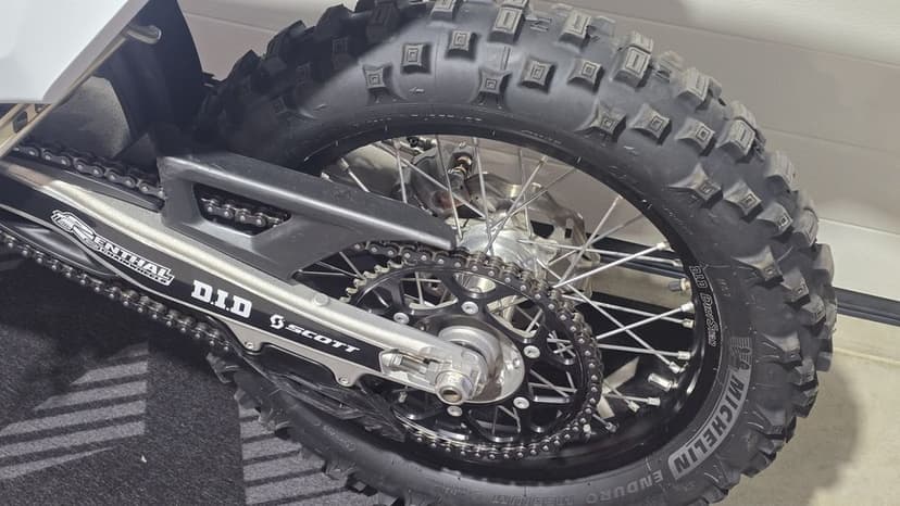 Husqvarna FE 250 2024r 28mth od nowości Raty! Transport! MX Choszczno!!