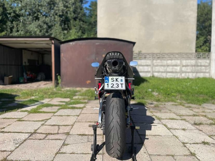 Honda CBR 600 RR - rezerwacja do 12.03