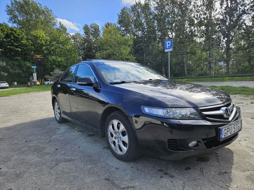 Honda Accord 2.0 benzyna Executive – polski salon