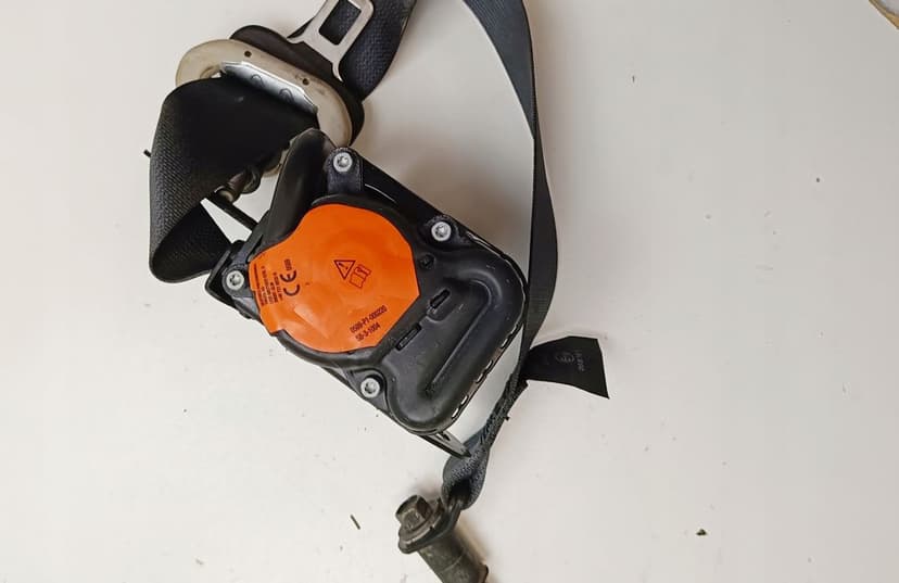 PAS BEZPIECZEŃSTWA LEWY TYŁ TYLNY NISSAN NAVARA D23 NP300 308907810