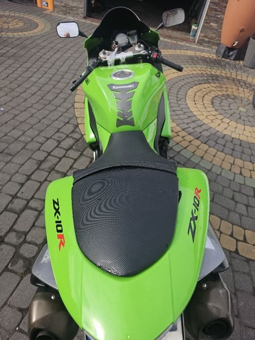 Kawasaki zx10r. Po remoncie silnika I skrzyni .mega stan