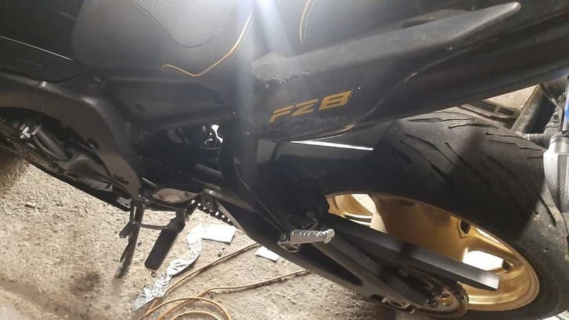 Części Yamaha FZ8 Rok 2013