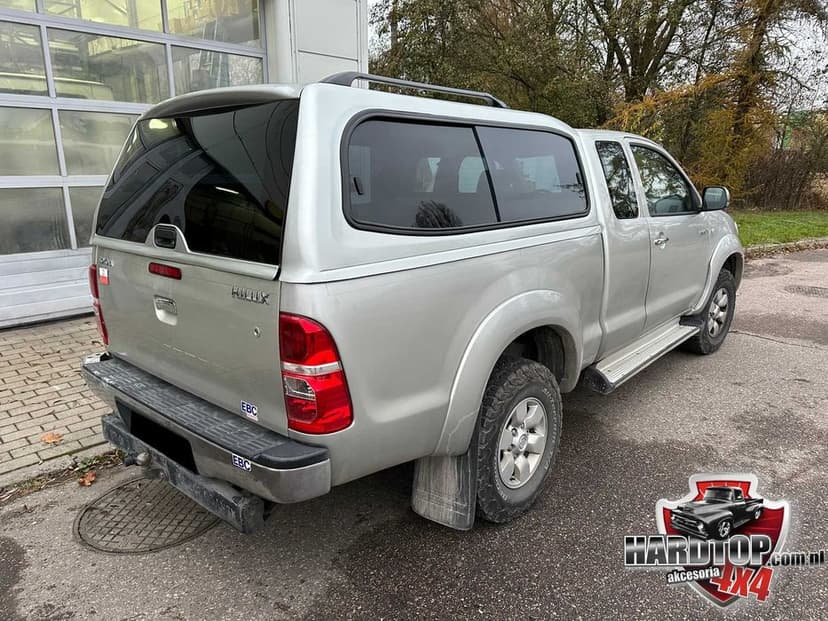 Zabudowa Hardtop Toyota Hilux 1.5 cab extracab 2005+ na pakę Szyby