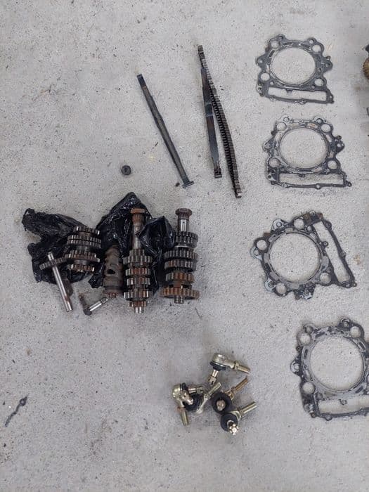 Yamaha raptor 660 głowica skrzynia pompa gałka amortyzatory zacisk pia