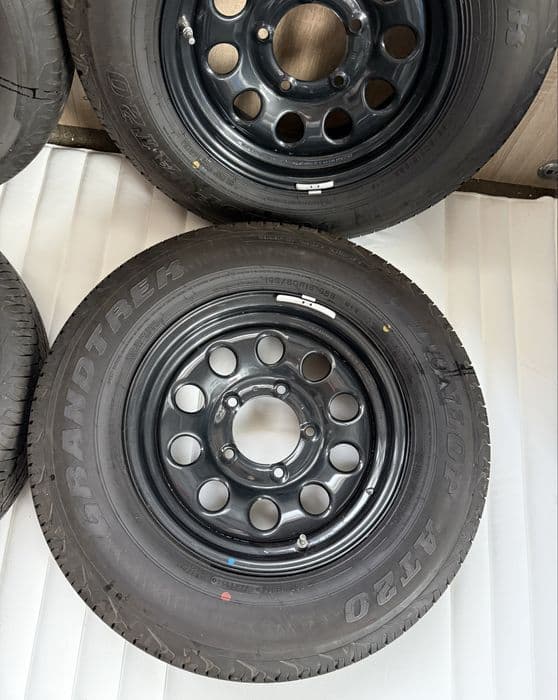 K.6 Koła stalowe Suzuki Jimny 5,5jx15” 5x139,7 opona lato 195/80 R15