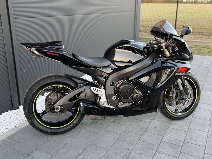 Suzuki GSXR 600 K6 K7 z 2007r Niemcy tylko 45 tys km