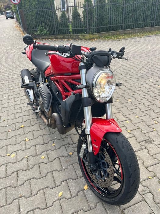 Ducati Monster 821