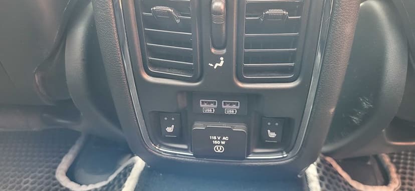 Jeep Grand Cherokee 3,6  2021r
