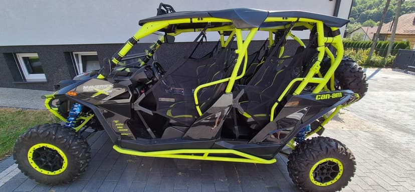 Can-Am Maverick Maxx 1000R Turbo