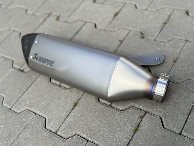 Tłumik s1000rr wydech AKRAPOVIČ  od 2019-26 akrap