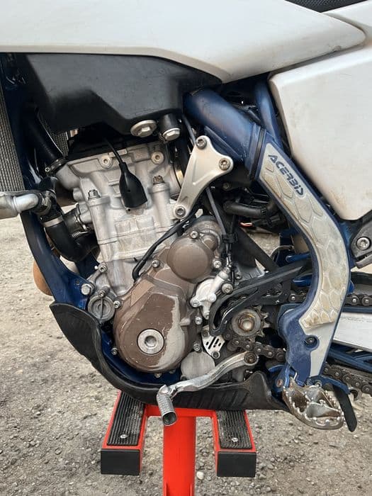 Husqvarna fc250 (husqvrana ktm gas gas )