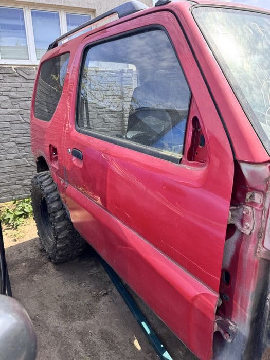 Drzwi pasażera Suzuki Jimny (Samurai, Vitara)