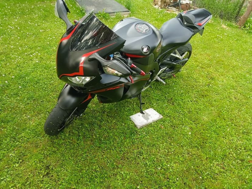 Honda CBR 1000 rr fireblade 2008r