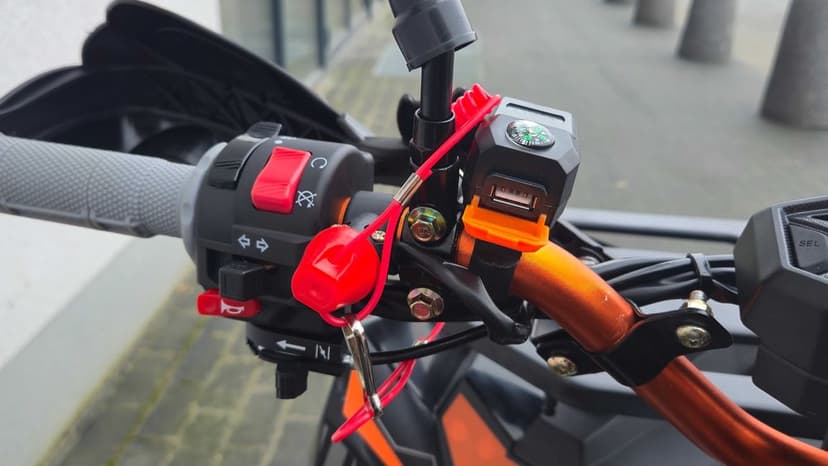 Dostawa GRATIS  w 48h !!! Asix Commander 125 cc BLACK FRIDAY