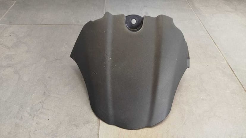 Chlapacz Błotnik tył Nadkole Suzuki GSX-R 1000 K7 K8. 2007-08 [920]