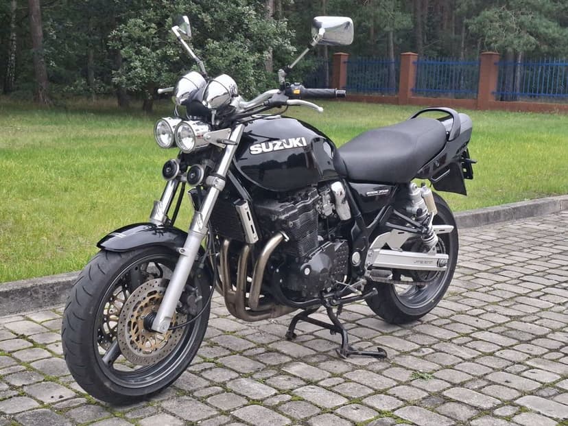Suzuki GSX 750 Inazuma rok 1999, ładny stan, transport pod dom