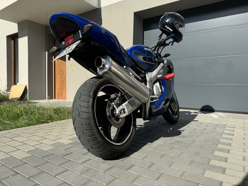 Honda cbr 600 f4