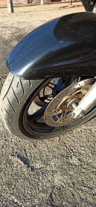 Motocykl Suzuki GSX 750F