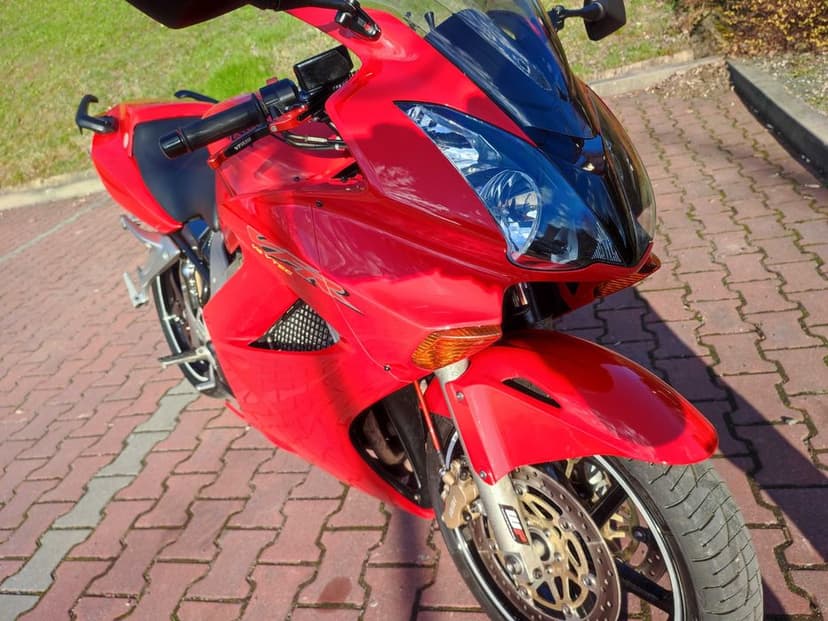 Honda VFR 800 zadbana