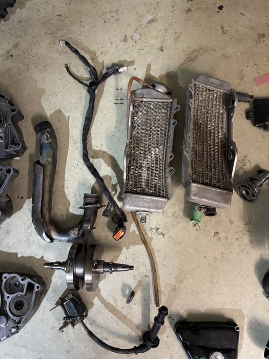 Kartery Skrzynia Wał Sprzęgło Silnik Części KAWASAKI KXF250 R 04-08