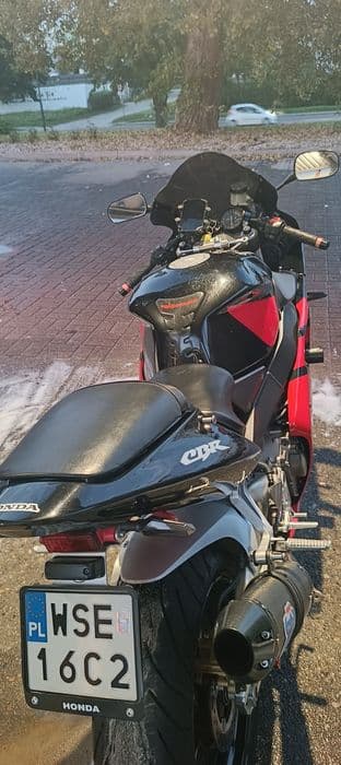 HONDA CBR 954 RR SC50 2002 r.