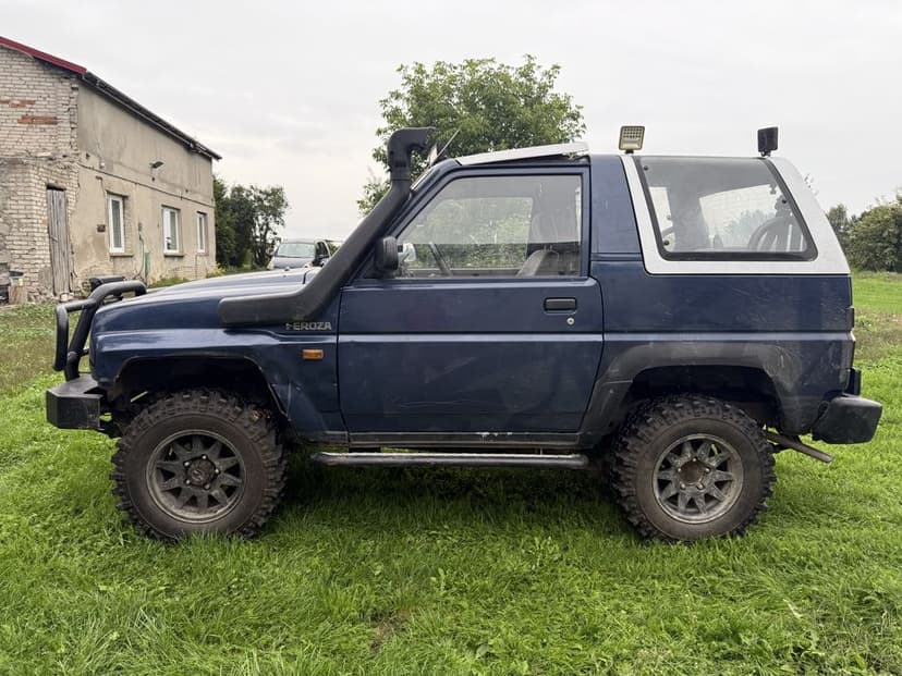 Daihatsu Feroza 1.6 benzyna