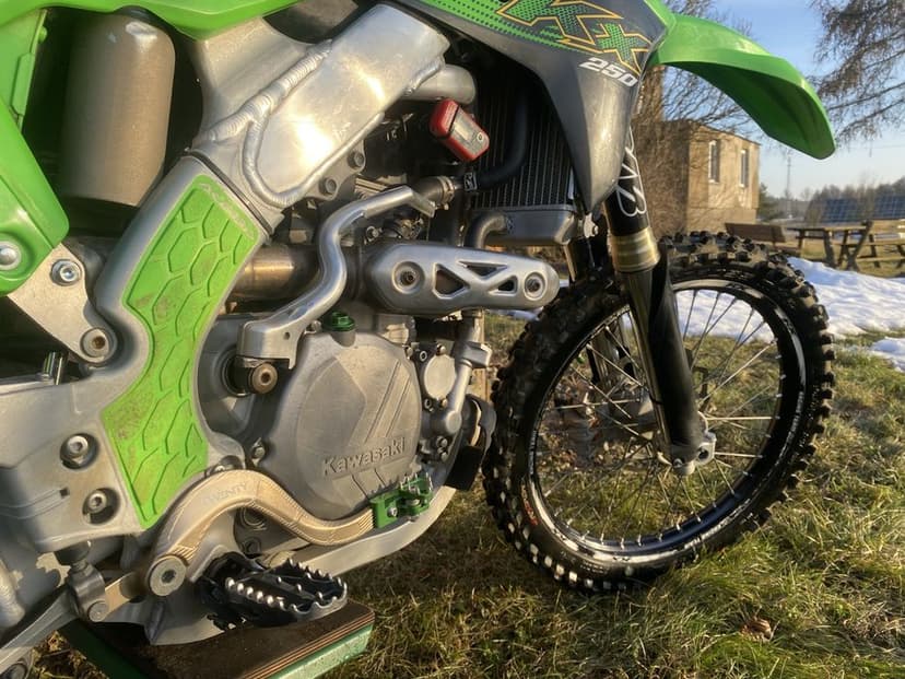 Kawasaki KX250F 2020 | 137 mth | Bogato doposażony | Gotowy do jazdy