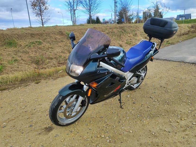 Honda vfr 750 super stan mozliwy transport