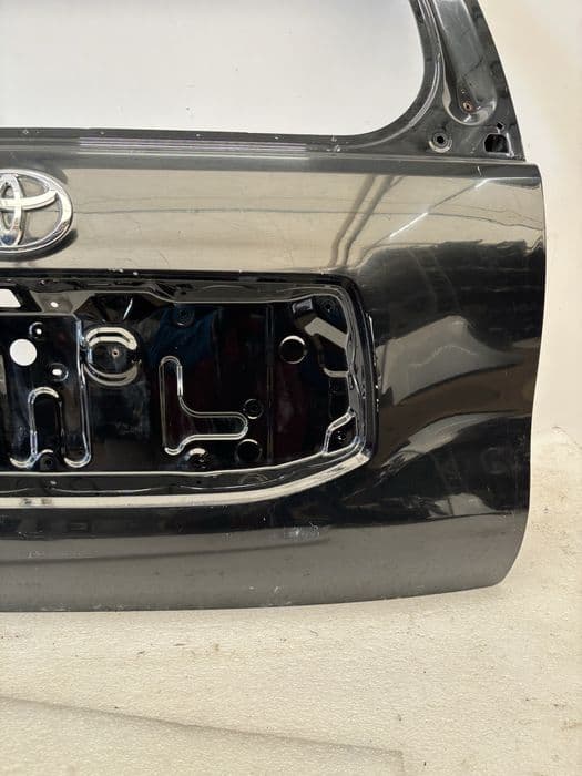 Toyota Land Cruiser 150 J150 klapa tył tylna bagażnika pokrywa