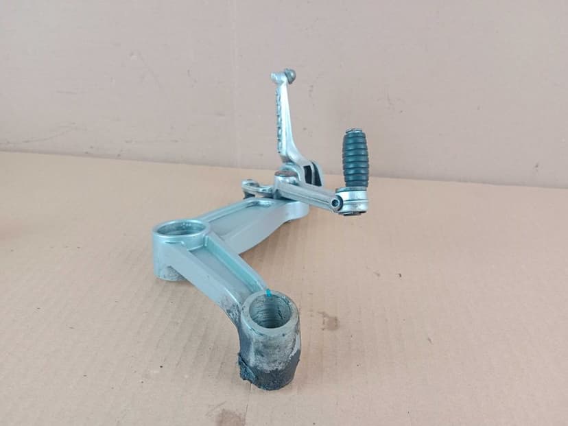 Aprilia RS 660 Lewy Set Kierowcy Podnóżek Przód Przedni Dźwignia 20-25