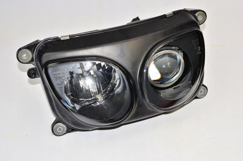 Kawasaki ZX7R 750 ZX-7R 96-03r reflektor lampa przód