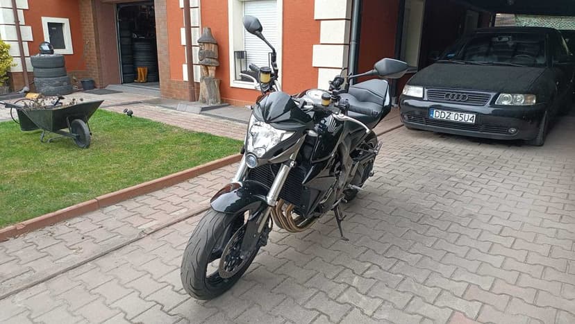 Motocykl Honda CB1000R Naked