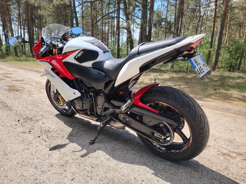 Sprzedam Honda CBR 600F