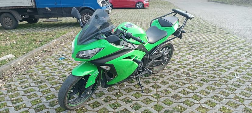 Kawasaki Ninja EX300 300 ABS LeoVince