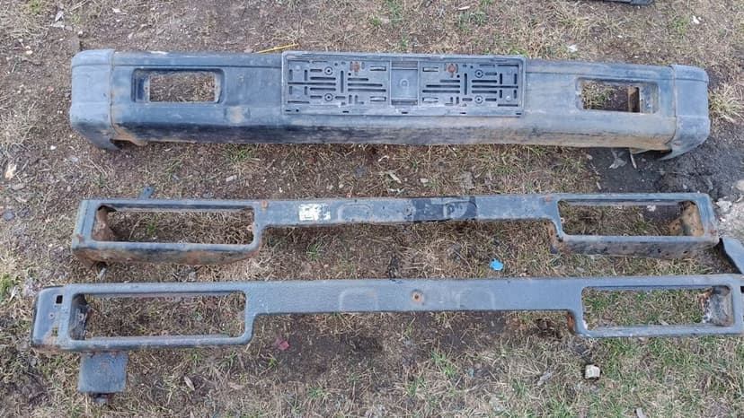 Suzuki Samurai Samuraj tylny tylni przedni zderzak