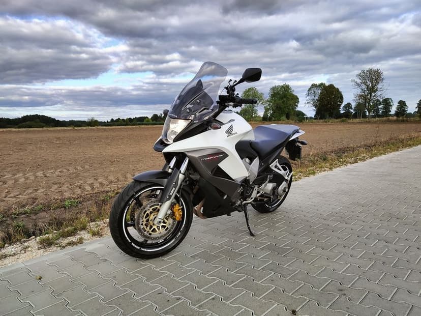 Honda VFR Crossruner X 800