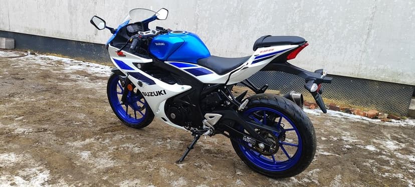 Suzuki gsx r 125 jak nowy --5400km-system bezkluczykowy- ledy