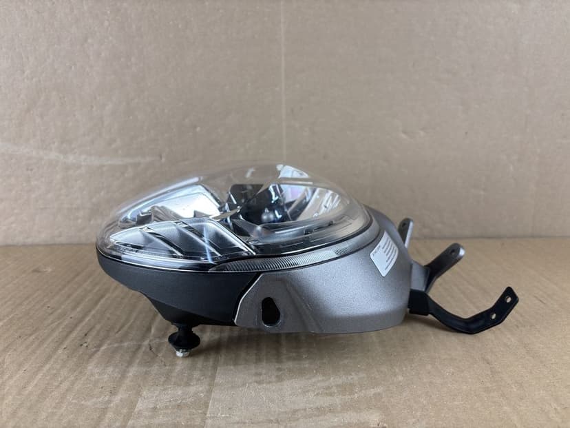 Ducati Monster 821 Mocowanie Lampy Reflektor Przedni Lampa Przód 2016